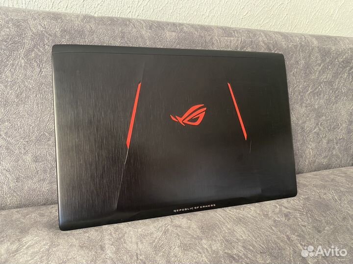 Ноутбук asus rog strix gl553v