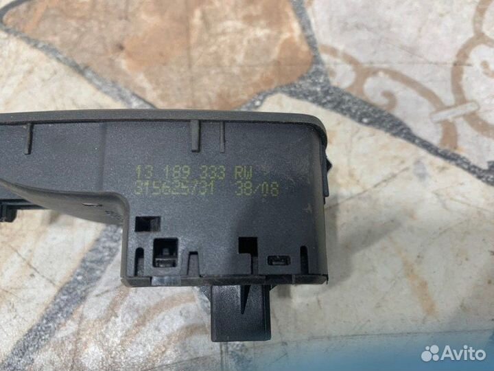 Блок управления стеклоподъемниками передний правый