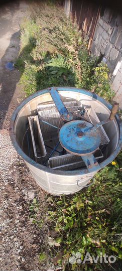 Продаётся медогонка