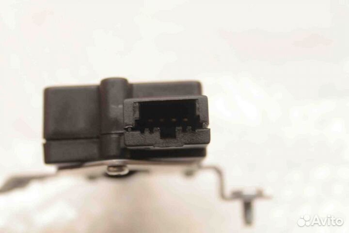 Активатор замка багажника Hyundai Santa Fe (CM) 20