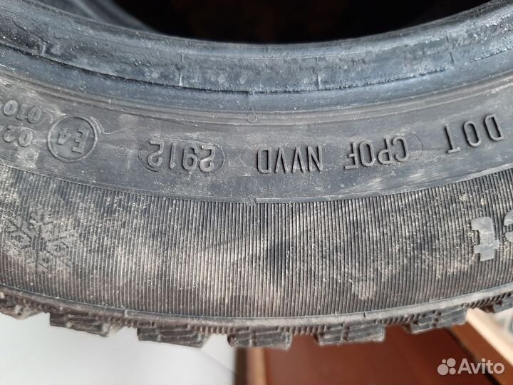 Continental ContiIceContact 205/55 R16 94T