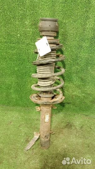 Передняя левая стойка volkswagen golf 4