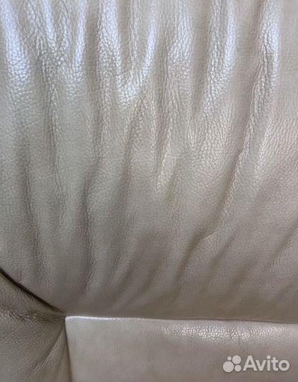 Кожаный угловой диван бу