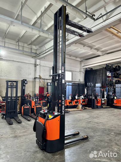 Штабелер самоходный noblelift PSE15L-C