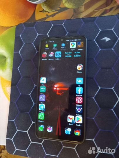 Мобильные телефоны бу honor