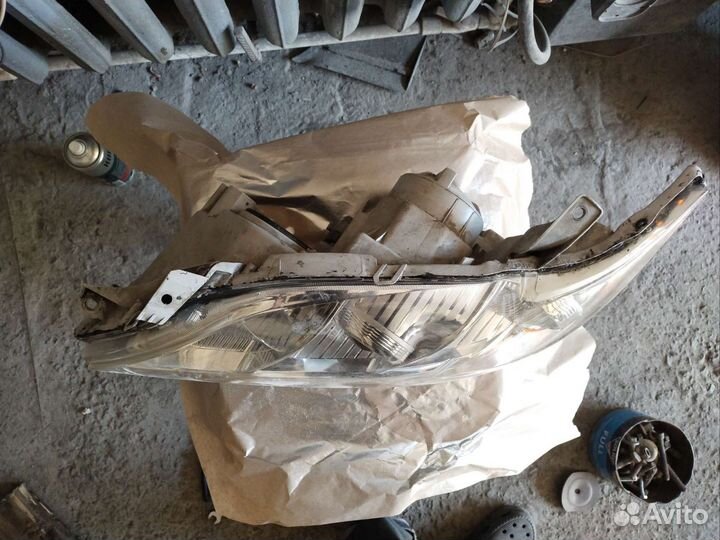 Фара toyota camry 40 левая