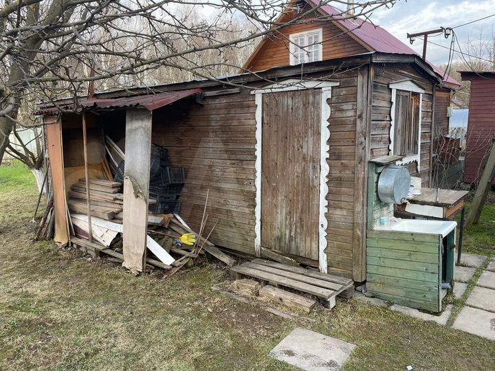 Дача 17 м² на участке 6 сот.