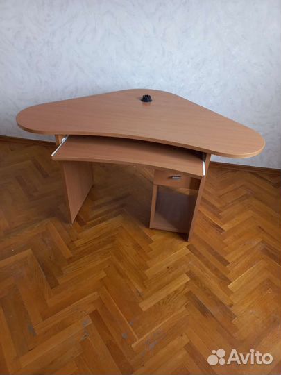 Компьютерный столик бу