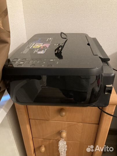 Принтер сканер копир стуйный. С wifi