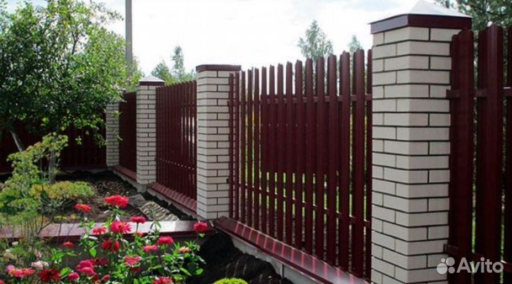 Забор из евроштакетника,ворота быстро