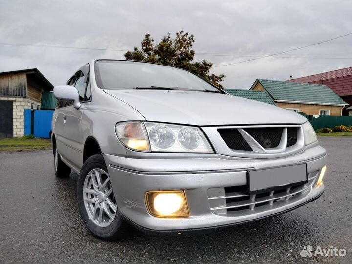 Nissan Presage 2.4 AT, 2000, 280 000 км