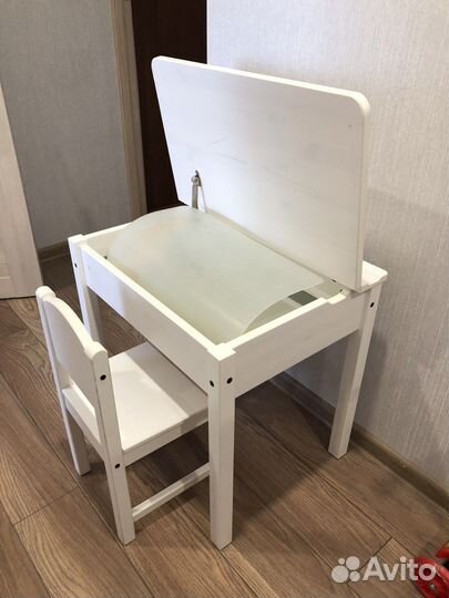 Детский стол и стул