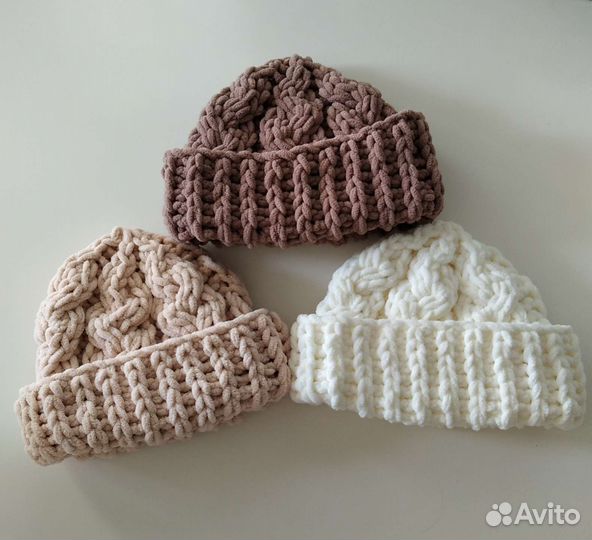Шапка женская вязаная