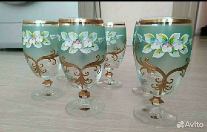 Хрустальные бокалы