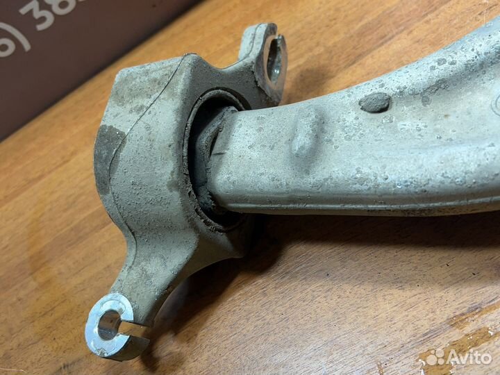 Рычаг подвески нижний левый Mercedes w166 Amg63