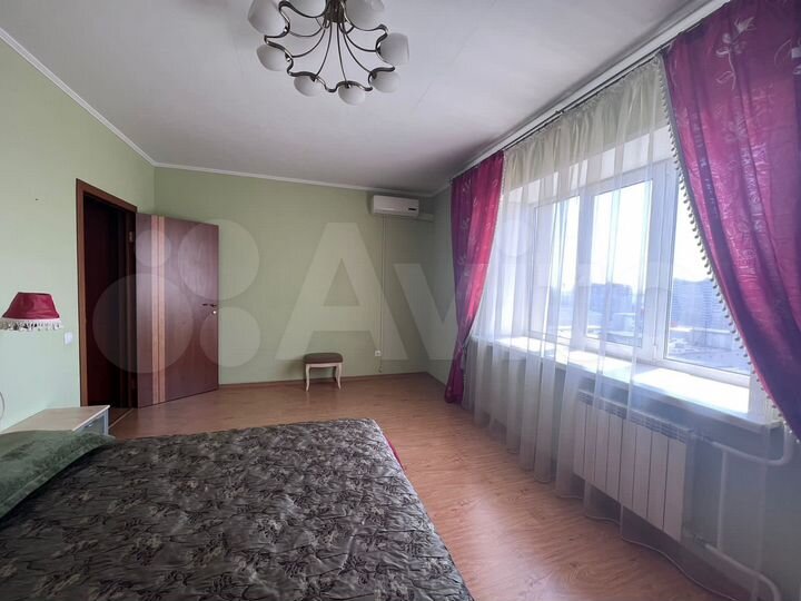 3-к. квартира, 100 м², 13/14 эт.