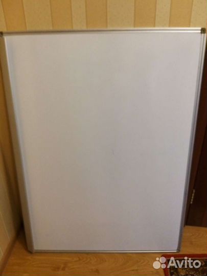 Магнитно-маркерная доска