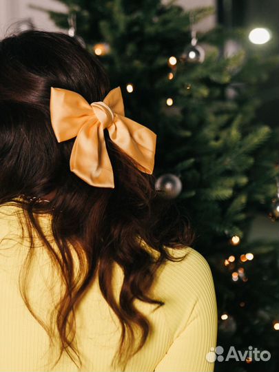 Бант для волос