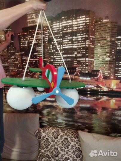 Люстра детская потолочноя