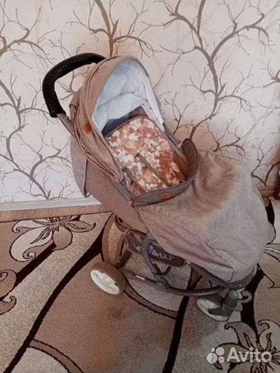 Прогулочная коляска