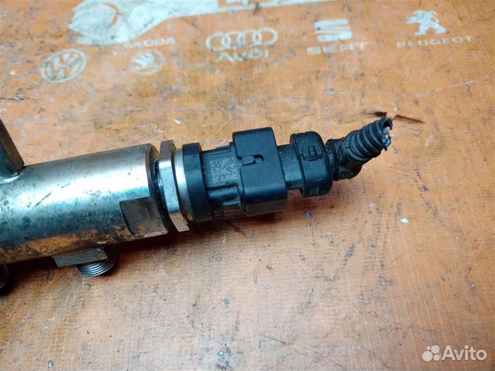 Датчик давления топлива Opel Astra H (2004-2014)