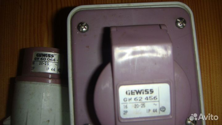 Розетки разъемы 24В gewiss GW 60 IP44