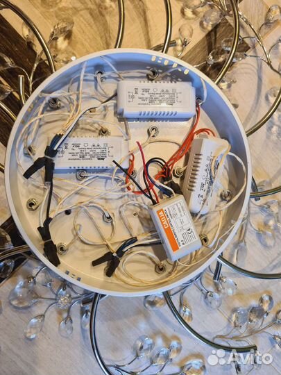 Люстра потолочная