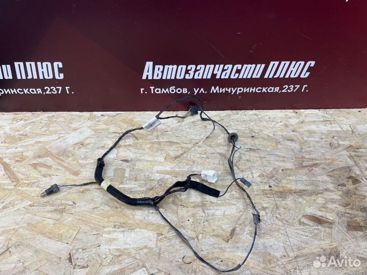 Проводка багажника правая Renault Logan