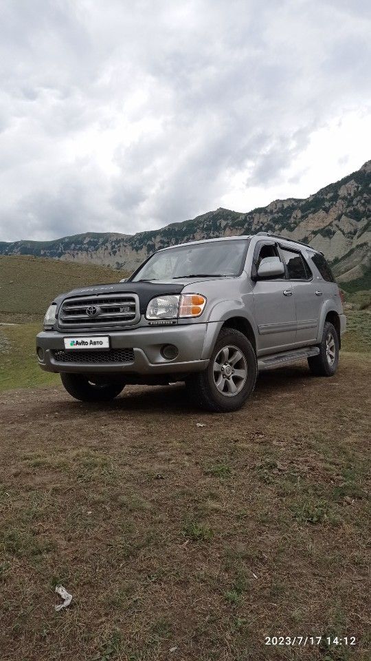 Toyota Sequoia: фото из отзыва