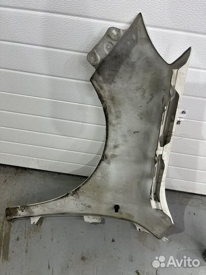 Продам крылья шкода фабия 2