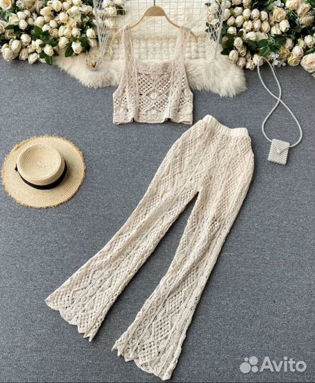 Брючный костюм