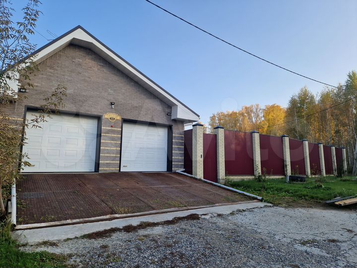 Коттедж 234,5 м² на участке 9 сот.