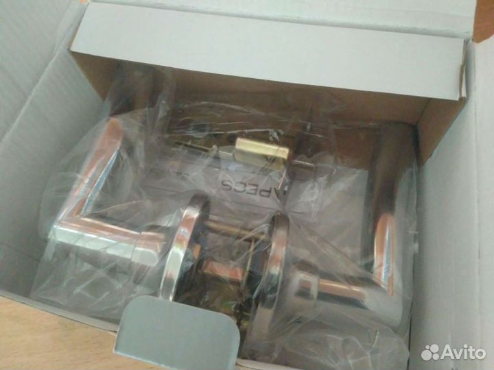 Защёлка врезная с ручками Apecs 8023-03-Cr