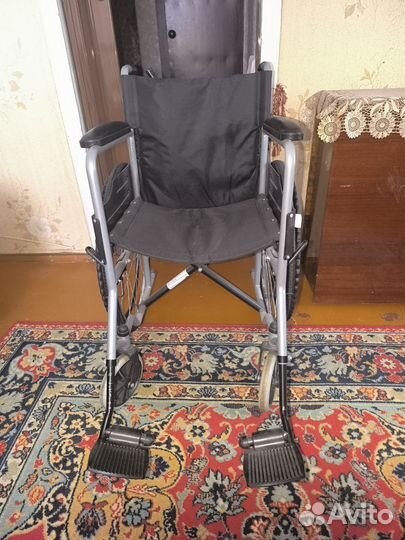 Инвалидная коляска новая