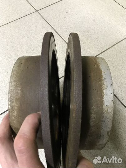 Диски задние тормозные Hyundai Getz 1.4i 2010г