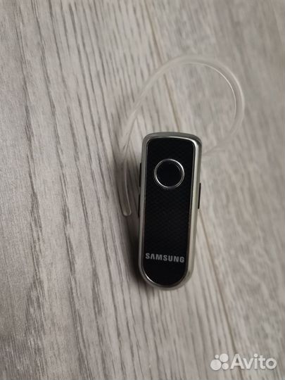 Bluetooth-гарнитура Samsung WEP 570