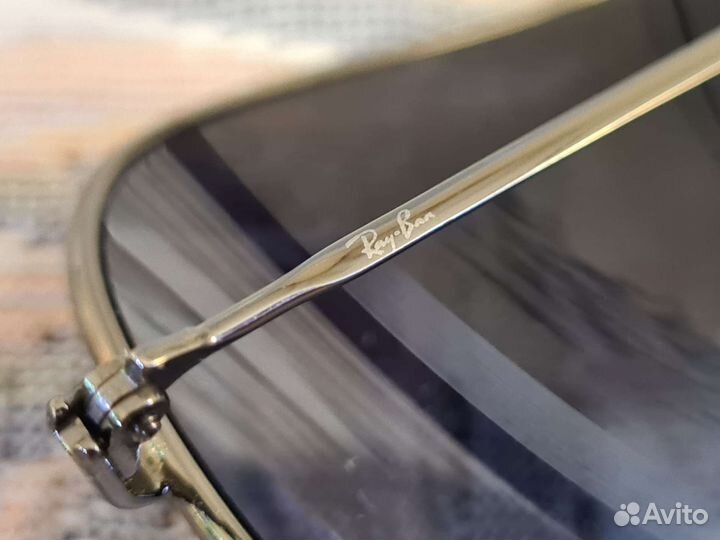 Солнцезащитные очки ray ban