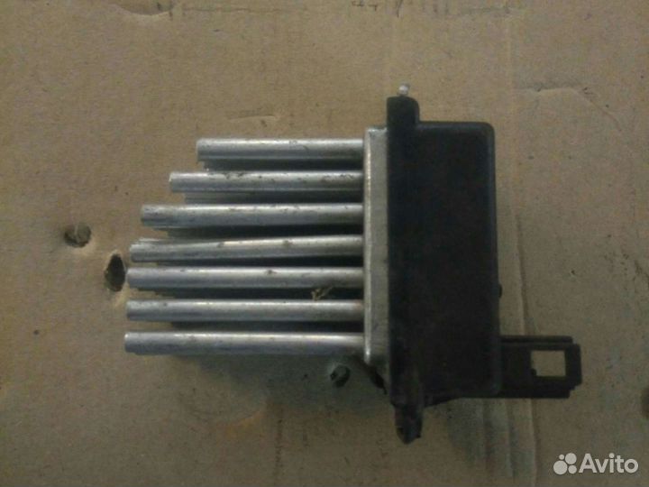 Резистор отопителя Audi A6 C5