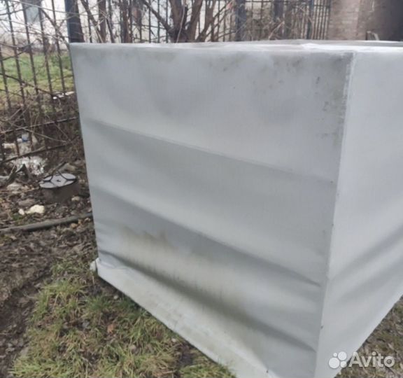 Будка на Вис