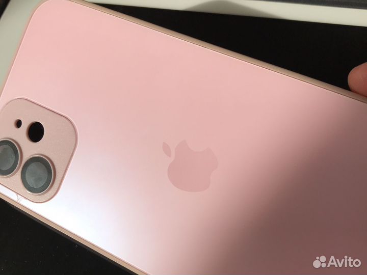 Чехол на телефон