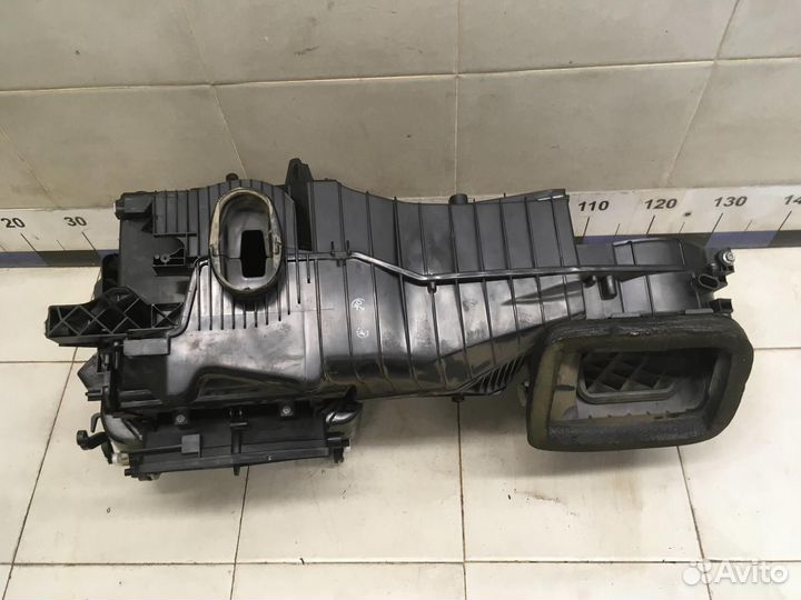 Корпус отопителя Passat B6 2005-2010