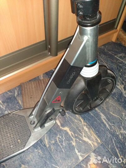 Oxelo Town 7 с ручным тормозом