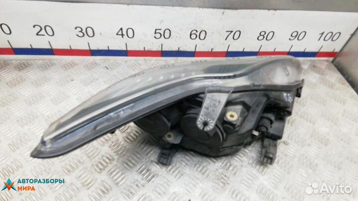 Фара левая Ford Focus 2 2008