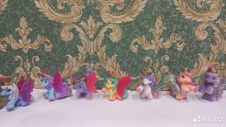 Лошадки filly - красивая серия бабочки