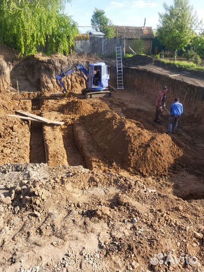 Мини экскаватор /гидромолот/ бур