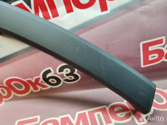 Накладка крыла задний правый Lexus RX