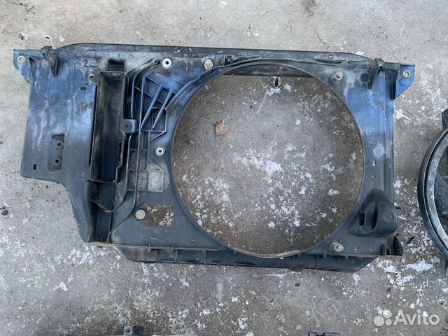 Диффузор вентилятор Peugeot 206