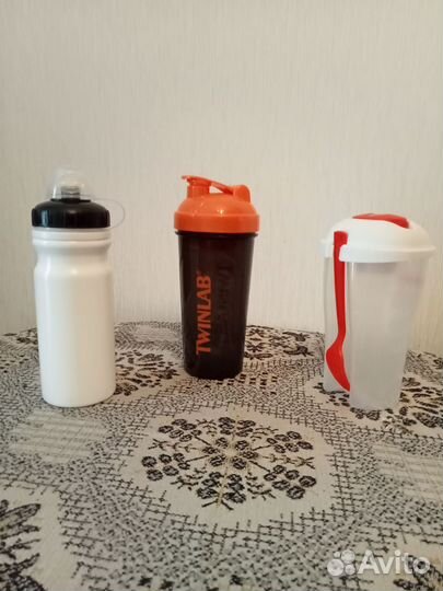 Бутылки пластиковые для спорта и отдыха, новые