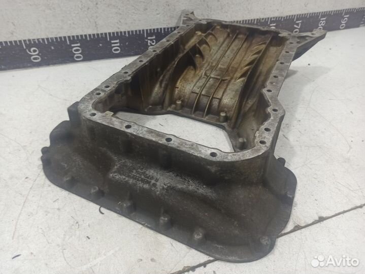 Поддон двигателя A2720142002