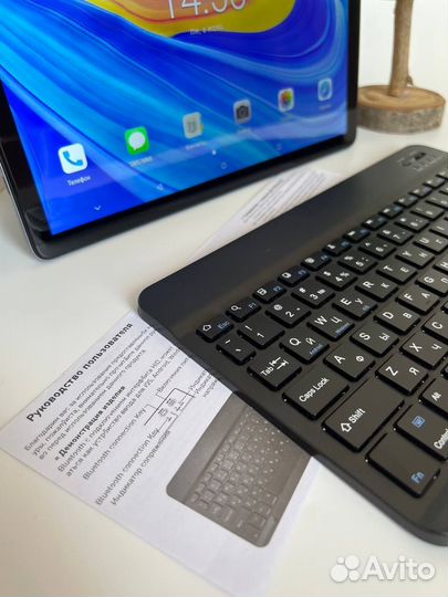 Планшет umiio с клавиатурой